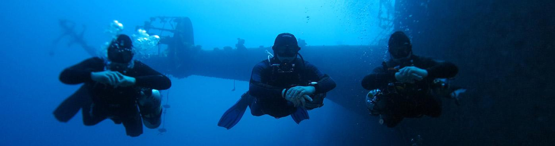 Sidemount Tauchen Wreck Salem ExpressÄgypten Sidemount Tauchen am Wreck der Salem Express in Ägypten